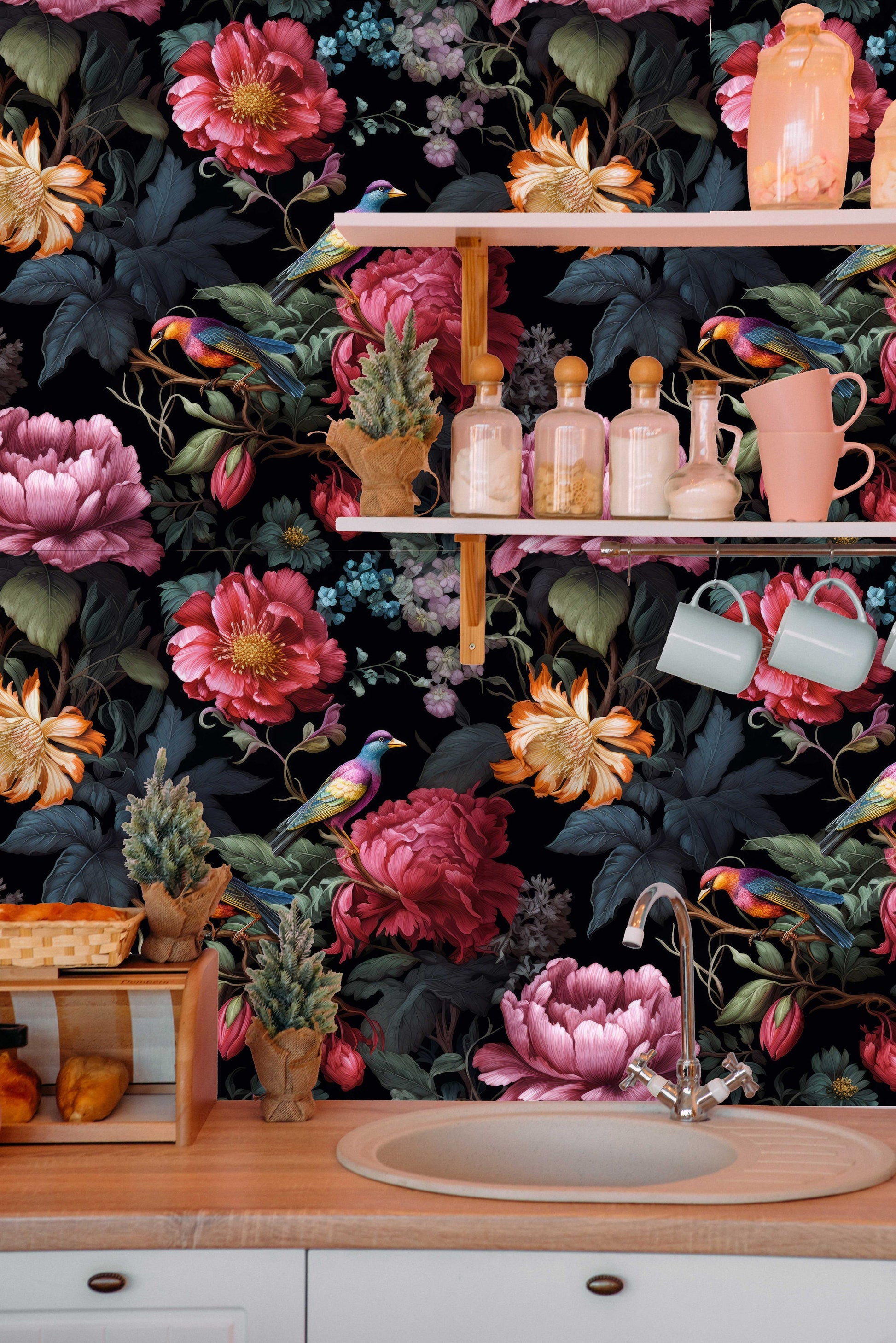 Vintage Dark Floral Elegant Floral Wallpaper – detail view, Golden Era Walls